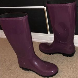 UGG rain boots